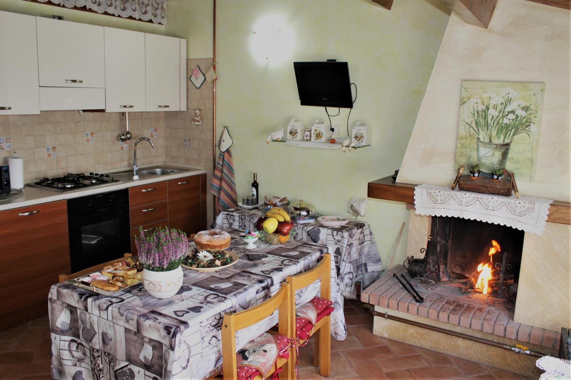 Medieval Village Of Pacentro Екстер'єр фото